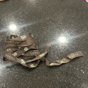 Gucci brown ribbon